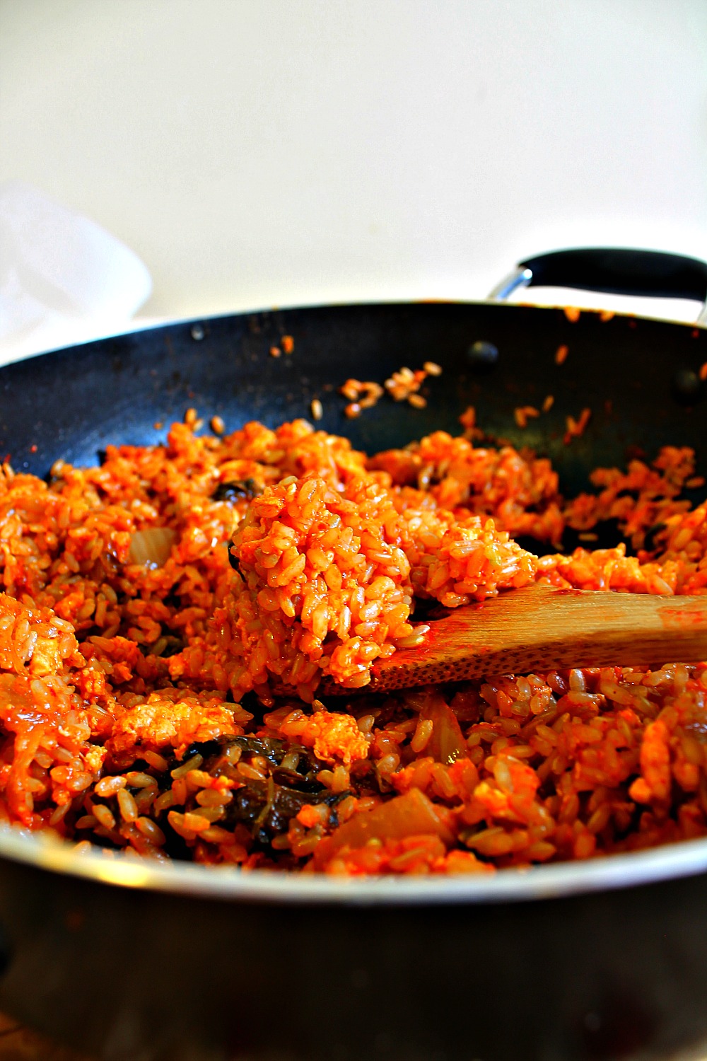 The Very Best Kimchi Fried Rice For SundaySupper Wallflour Girl   Kimchi Fried Rice 9 040415 